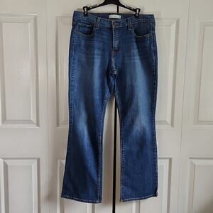 Levi's 515 Women's Med To Dark Wash Boot Cut Flap Button Pocket Jeans Size 12